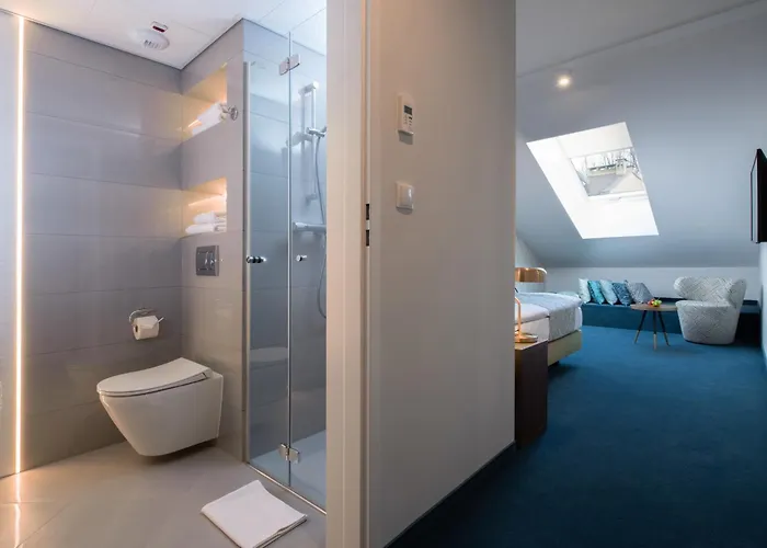 Xerion (adults Only) 4*