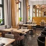 Xerion Hotel