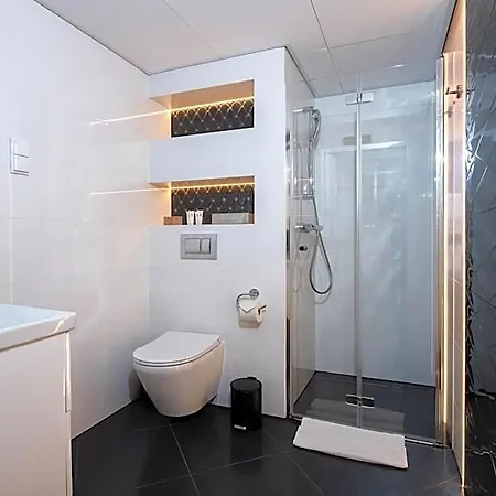 Xerion (adults Only) Краков