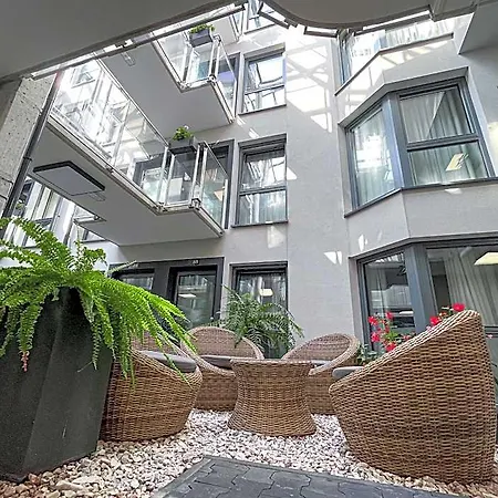 Xerion (adults Only) 4*
