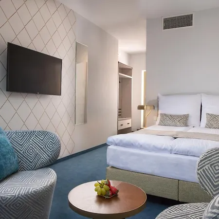 Xerion (adults Only) 4*