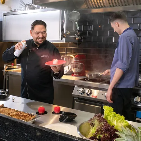 Xerion (adults Only) 4*